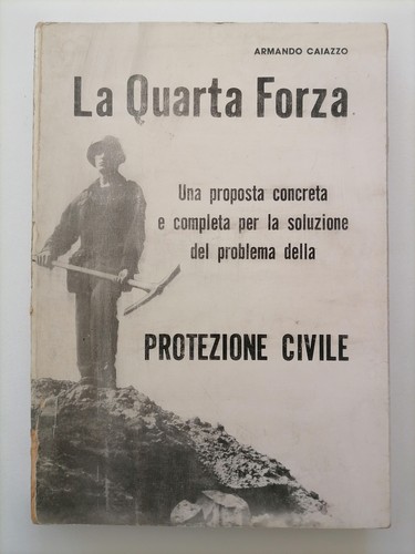 Una quarta forza addestrata - una,